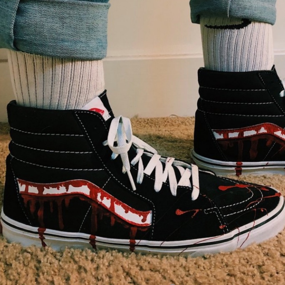 Bloody Black Hight-top Vans
